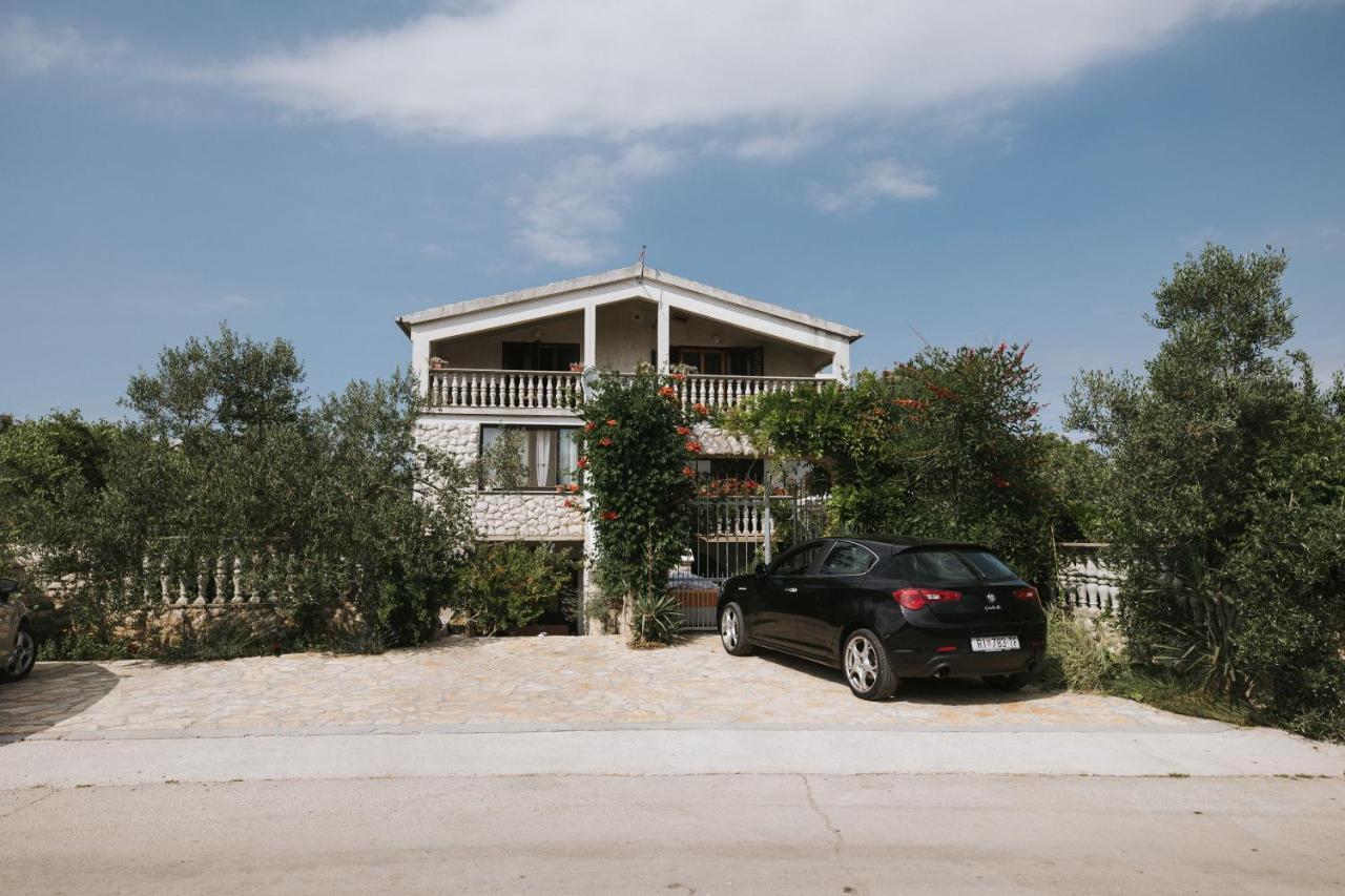 Apartments Marinka Биоград-на-Мору Экстерьер фото